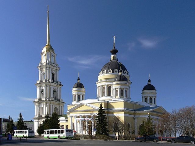 Файл:Ансамбль Спасо-Преображенского собора.jpg