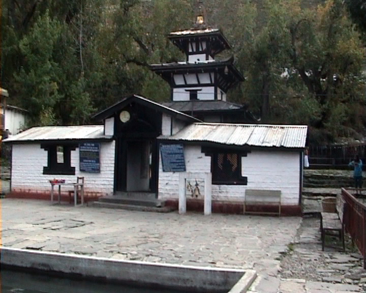 File:View of Muktinath Temple.jpg