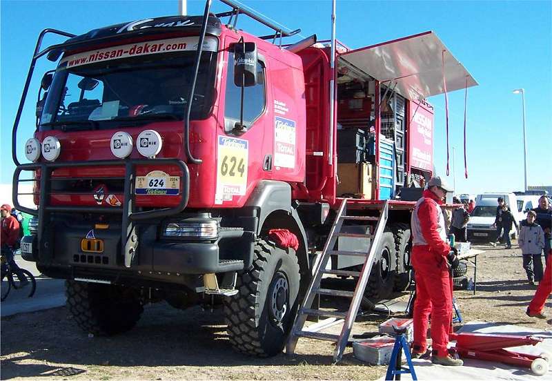 File:Camion dakar.jpg