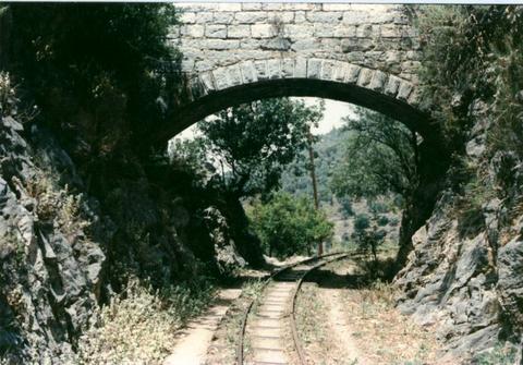 File:Pelion bridge.jpg