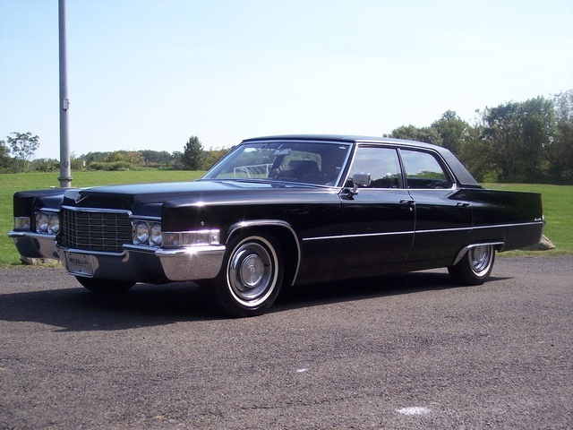 Файл:1969 Cadillac Sedan Deville fvl.jpg