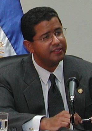 Файл:President Francisco Flores El Salvador1 (cropped).jpg