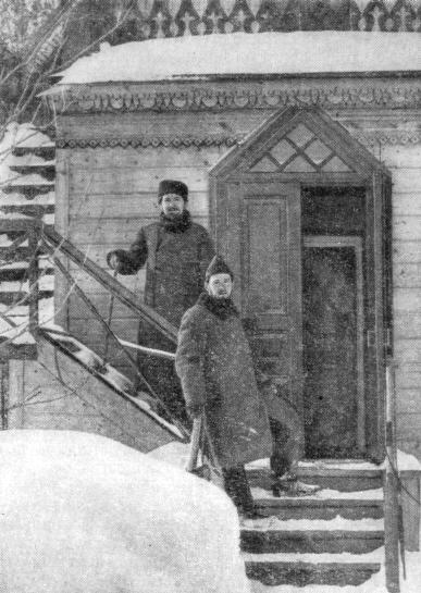 Файл:Anton and Michail Chekhovs (brothers), 1895.jpg