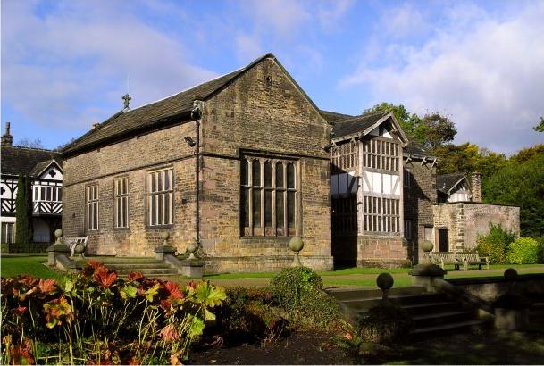 File:Smithills Hall in 2004.jpg