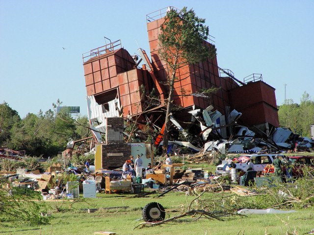 File:Damage in Damascus.jpg