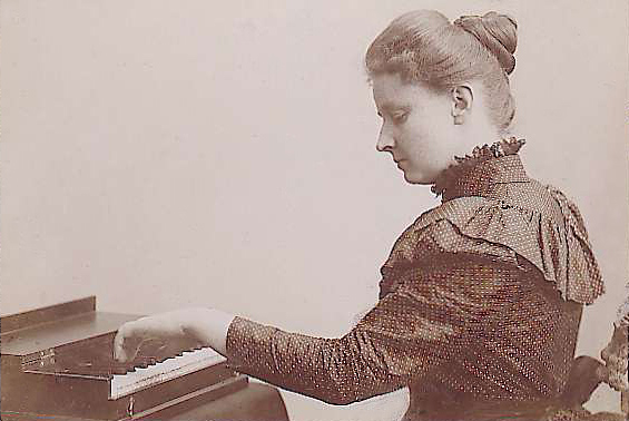 Файл:Elisabeth Caland.jpg