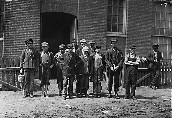 File:Child workers in Fall River, MA.jpg