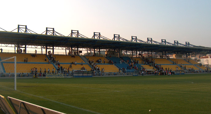 Archivo:Panetolikos Stadium 2006.jpg