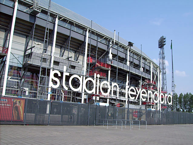 Файл:StadionFeyenoord.jpg