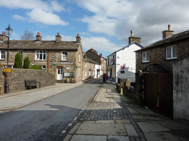 File:Main Street, Sedbergh - geograph.org.uk - 2353579.jpg