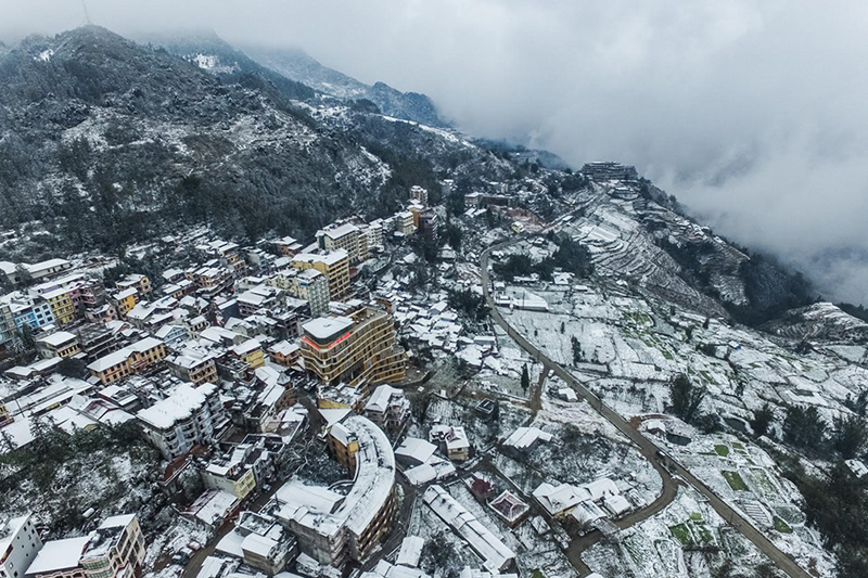 File:Snowfall in Sa Pa.jpg