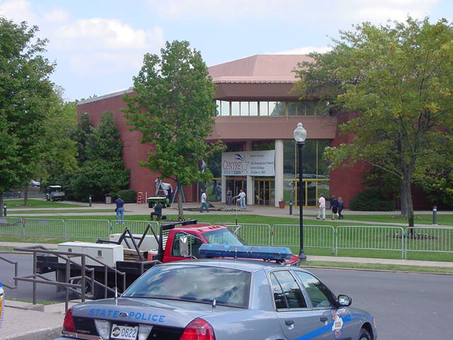 File:Centrecollegedebate.jpg