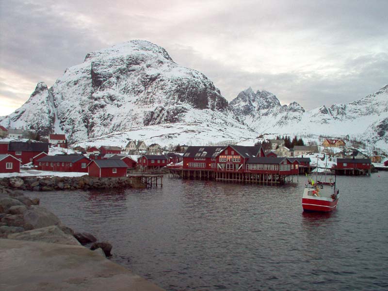 File:The town Å in Norway April 2004.jpg