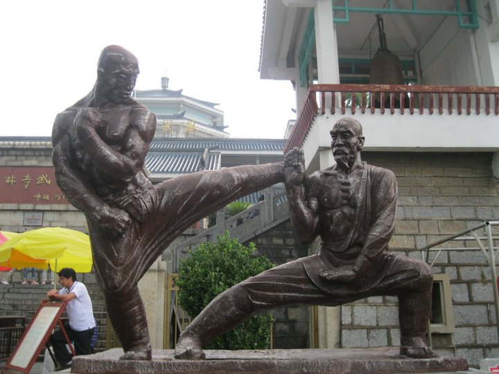 File:Shaolin Temple Kick Statue.jpg