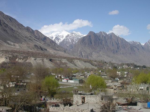 File:Gilgit Valley 2.Jpg