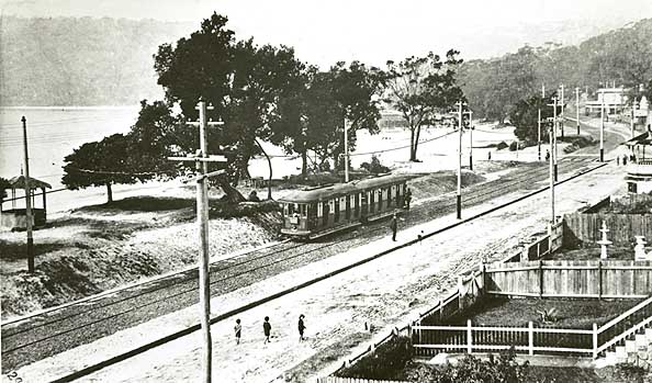 File:Tram to balmoral Dated 29 May 1922.jpg