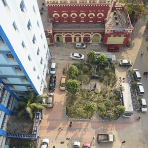 File:Eagle View of Academic Building NRS Medical College.jpg