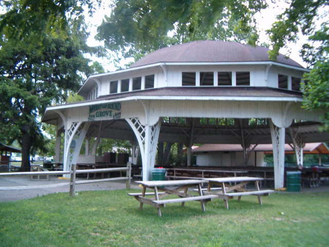 File:Waldameer pavillion.JPG