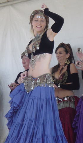 File:BellyDancer1.jpg