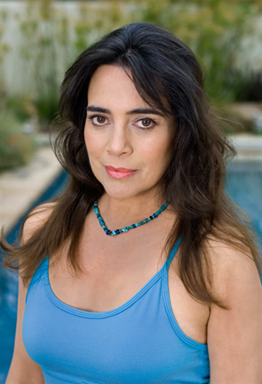 File:Julie Carmen - blue.jpg