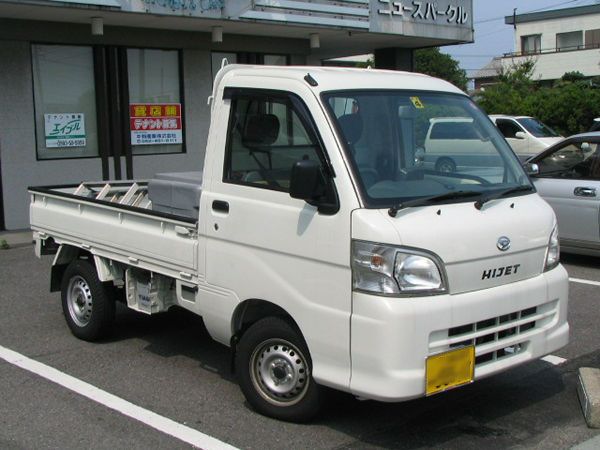 File:DaihatsuHijet123.jpg