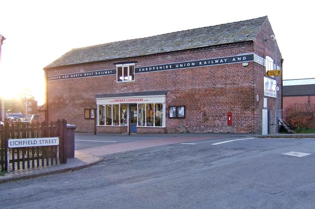 File:Limekiln Chandlers Mart Lane - geograph.org.uk - 1052908.jpg