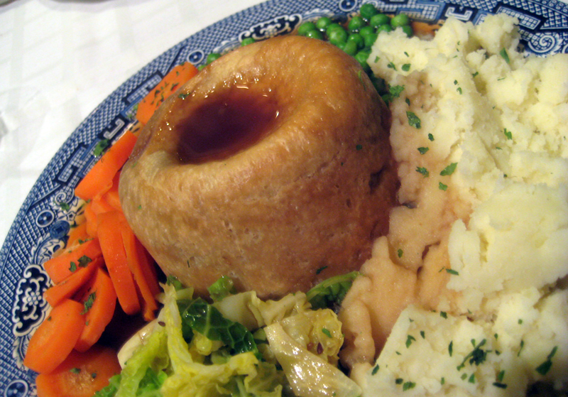 Файл:Steak and Kidney Pudding.jpg