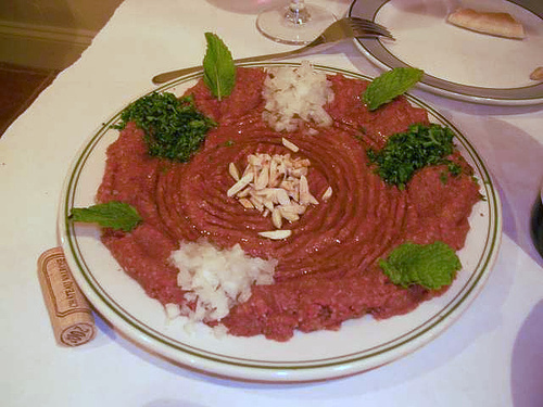 File:Kibbeh Nayyeh.jpg