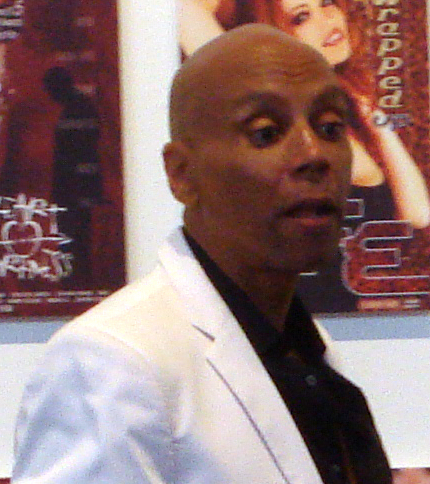 File:Rupaul-2009 (cropped to shoulders).jpg