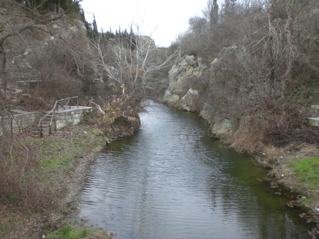 File:River Feres, Evros.JPG