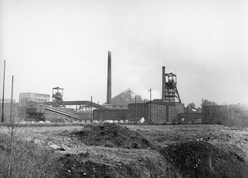 Файл:Bundesarchiv B 145 Bild-F015023-0007, Landsweiler-Reden, Kohlebergbau.jpg