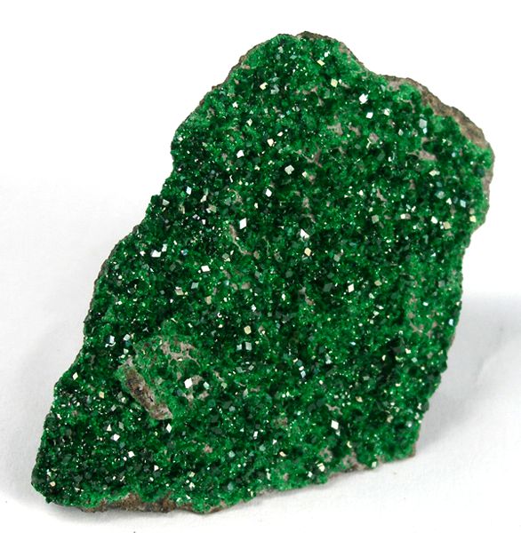 File:Uvarovite-252519.jpg