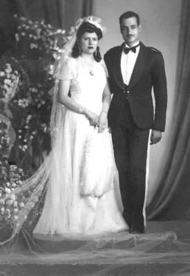 File:Nasser and Tahia wedding.jpg