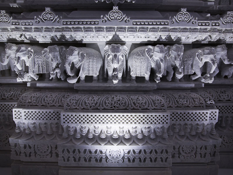 File:BAPS Robbinsville Mandir - carving 9.jpg