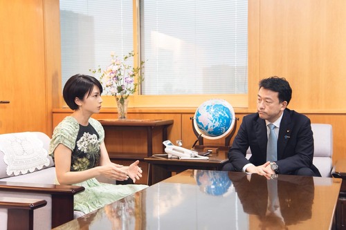 File:Ko Shibasaki and Hiroyoshi Sasagawa 20180706.jpg