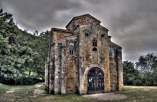 Archivo:San Miguel De Lillo en Oviedo.jpg