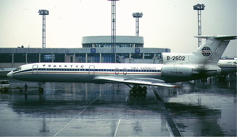 File:China Northwest Airlines Tupolev Tu-154M KvW.jpg