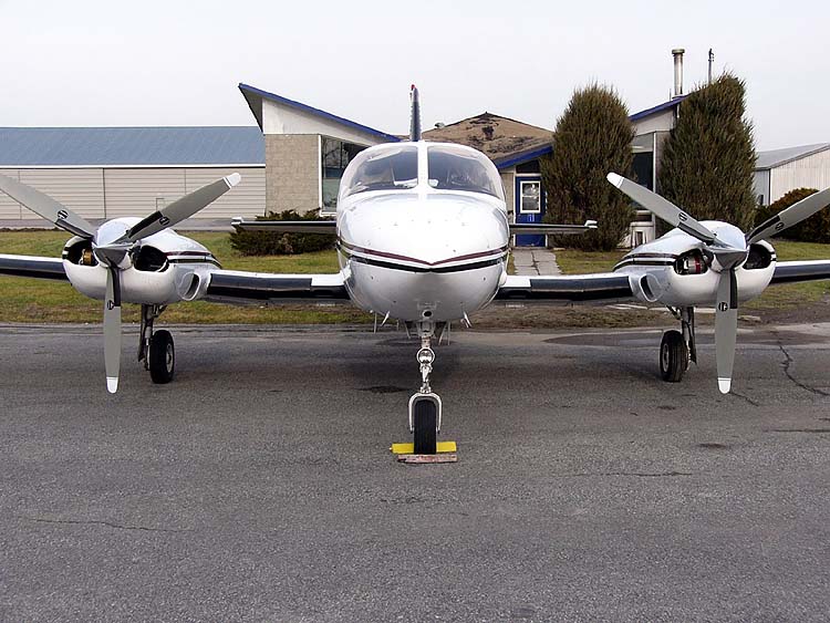 File:Cessna421BGoldenEagleC-GKOZ03.jpg