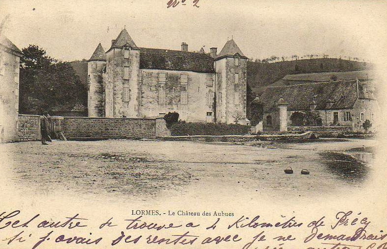 File:Chateau des Aubues, Lormes.jpg