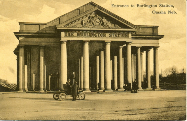 File:Burlington Station Front Entrance (Omaha).jpg