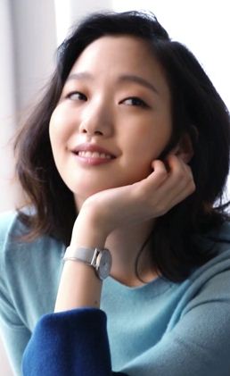 Archivo:Kim Go Eun(김고은)-소장가치 105% 고퀄 세로 직캠 'ZOOM' 06.jpg