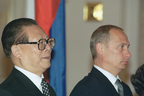 File:Vladimir Putin 16 July 2001-4.jpg