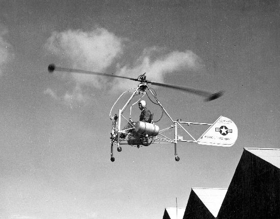 Archivo:McDonnell XH-20 in flight.jpg