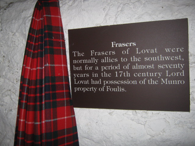 File:Fraser of Lovat tartan in Clan Munro exhibition.jpg