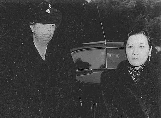 File:Mme.chiang e.roosevelt.jpg