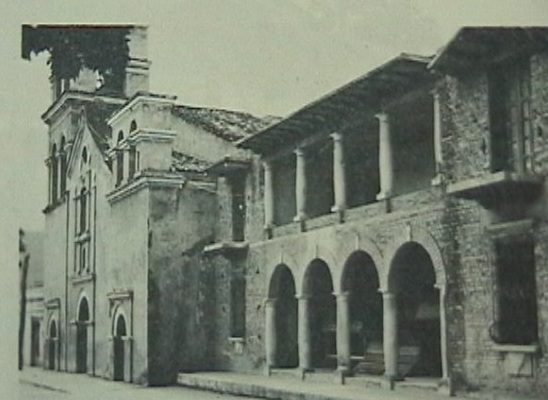 Archivo:Antigua casa cural.jpg