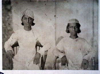 File:Sons of Bahadur Shah Zafar.jpg