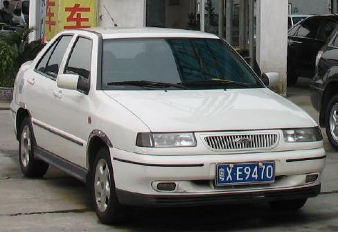 Файл:Chery Windcloud white.jpg