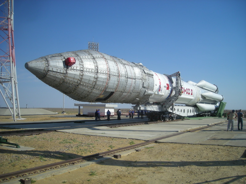 File:At the Launch Pad, Proton-M.jpg