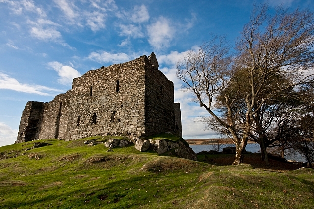 File:Caisteal Suaine - geograph.org.uk - 1541887.jpg